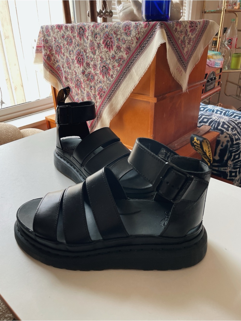 Dr.Martens Women’s Clarissa II Leather Sandals Goth Size 8 Women's EUC Like New - Picture 2 of 9